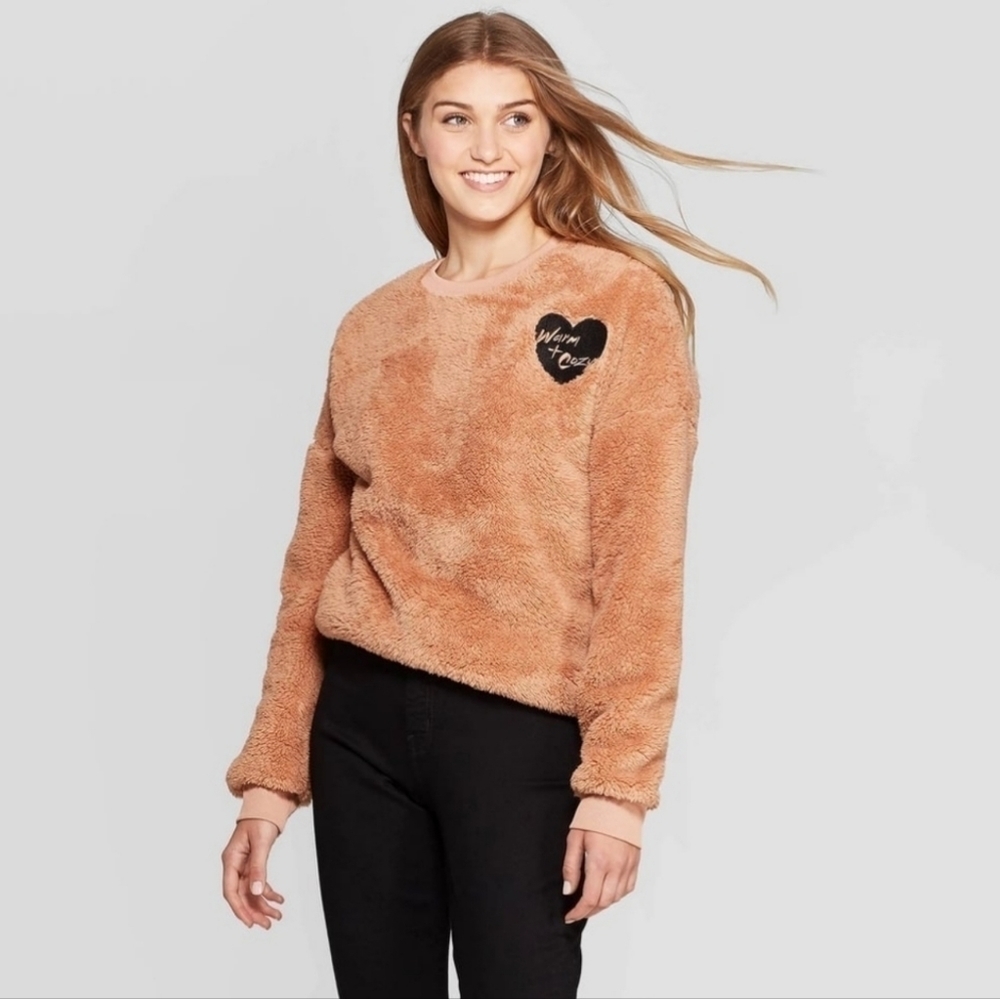 Zoe+Liv Women’s Warm & Cozy Graphic Sweatshirt Crewneck